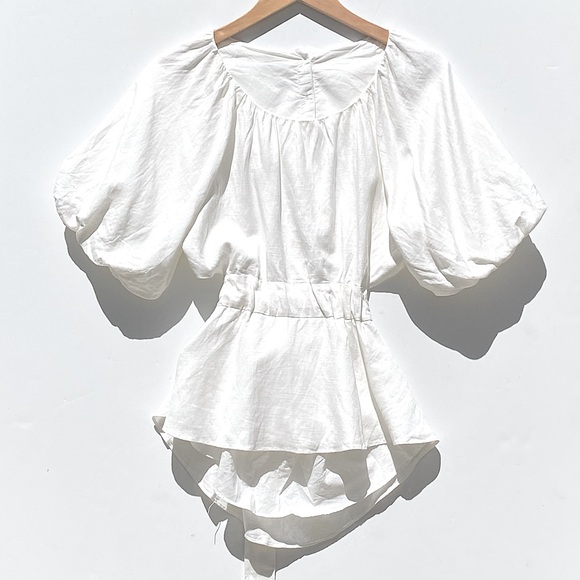 ASTR the LABEL Women’s Vendetti Cutout Puff Sleeve Ivory Linen Top Size Large - Picture 5 of 8